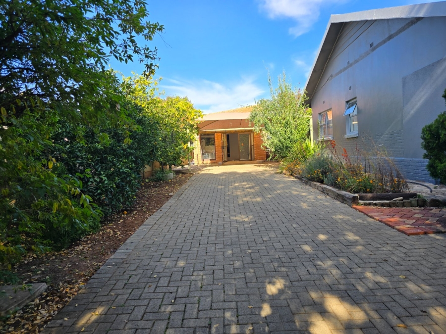 4 Bedroom Property for Sale in Dan Pienaar Free State